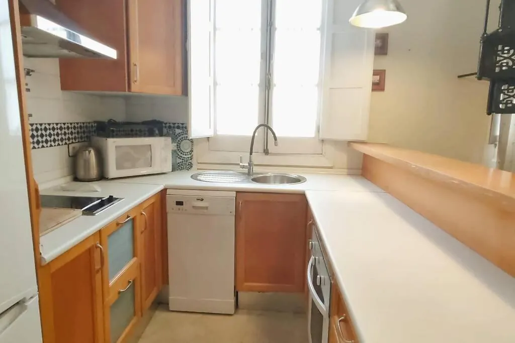 Apartment Homeyseville-Duplex Con Terraza Santa Cruz 5 Pax, Parking Optional Spain