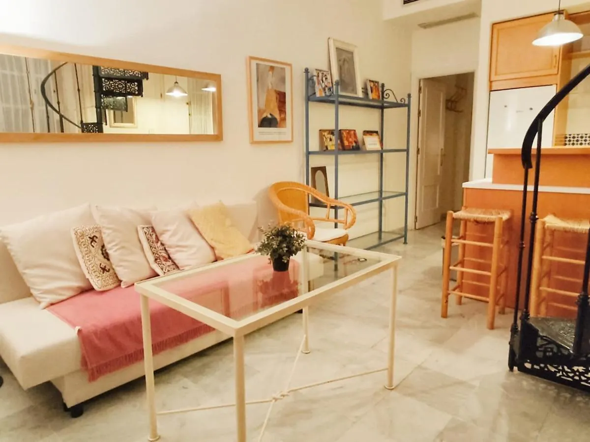 Homeyseville-Duplex Con Terraza Santa Cruz 5 Pax, Parking Optional 0*, Seville
