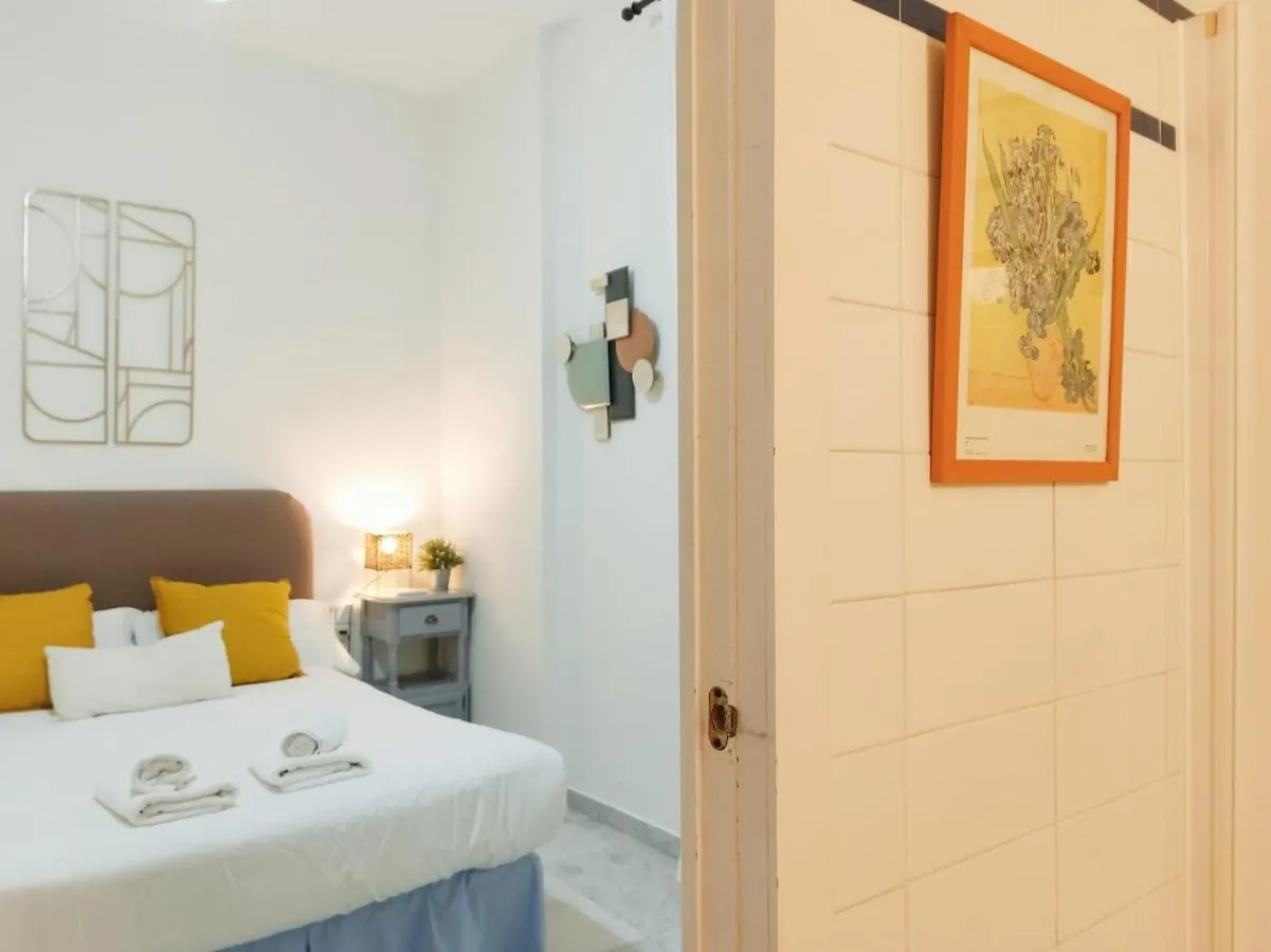 Homeyseville-Duplex Con Terraza Santa Cruz 5 Pax, Parking Optional 0*, Sevilla